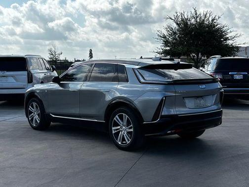 2024 Cadillac LYRIQ Tech w/1SA