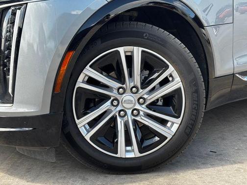 2024 Cadillac LYRIQ Tech w/1SA