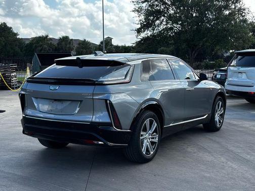 2024 Cadillac LYRIQ Tech w/1SA