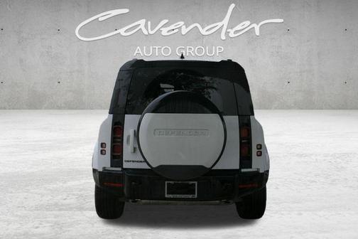 2025 Land Rover Defender 110 P400 X-Dynamic SE