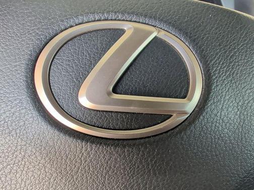 2017 Lexus RC 200t 200t