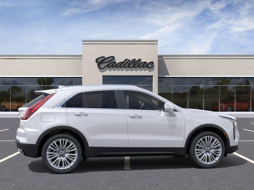 2025 Cadillac XT4 Premium Luxury