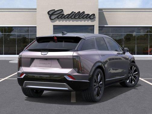 2025 Cadillac OPTIQ Luxury 2 AWD