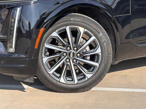 2024 Cadillac LYRIQ Sport