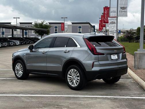 2024 Cadillac XT4 Luxury