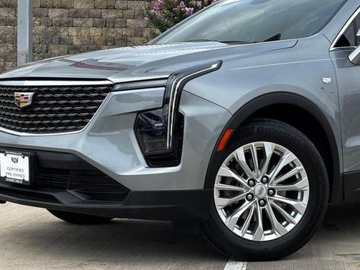 2024 Cadillac XT4 Luxury