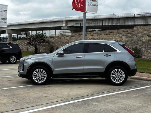 2024 Cadillac XT4 Luxury