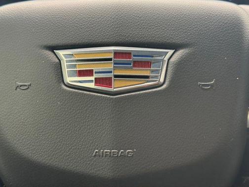 Crystal White Tricoat 2021 Cadillac Escalade ESV Sport