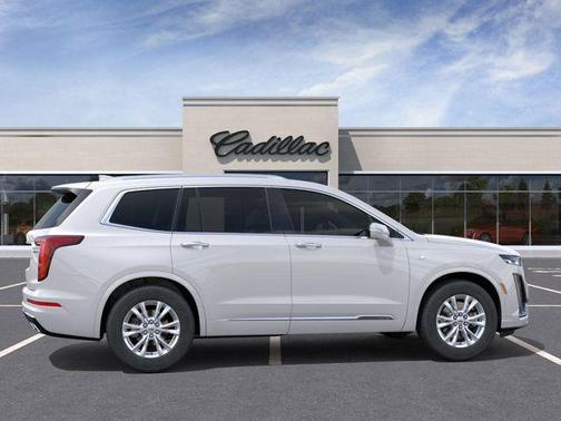 2025 Cadillac XT6 Luxury FWD