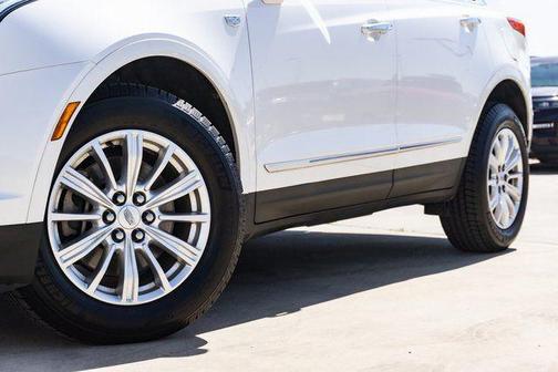 2017 Cadillac XT5 Base