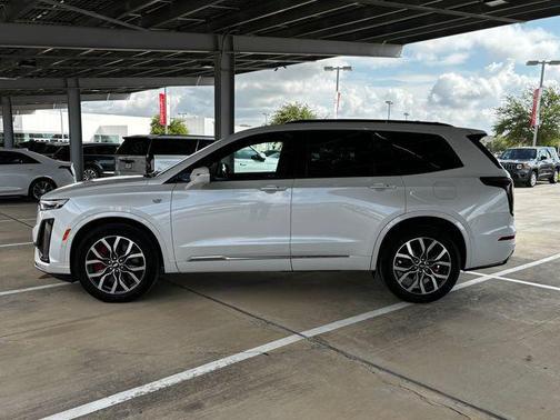 2024 Cadillac XT6 Sport AWD