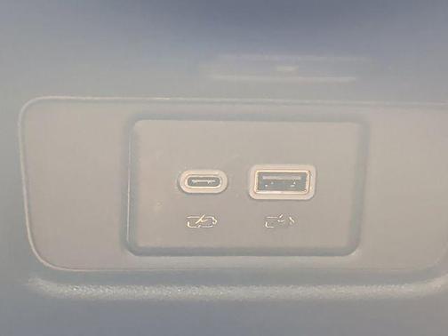 2025 Cadillac XT6 Premium Luxury FWD