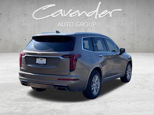 2023 Cadillac XT6 Luxury FWD