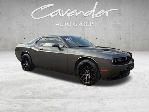 Granite Pearlcoat 2020 Dodge Challenger SXT