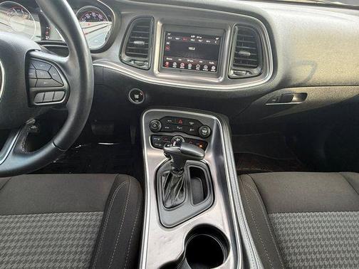 Granite Pearlcoat 2020 Dodge Challenger SXT