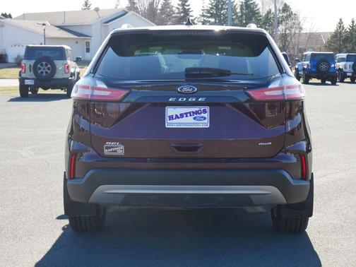 Red 2021 Ford Edge SEL