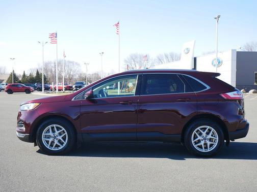 Red 2021 Ford Edge SEL