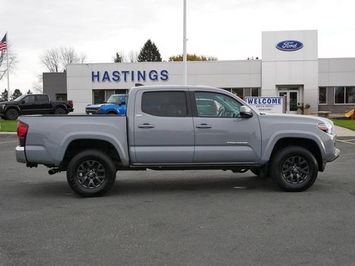 2020 Toyota Tacoma SR5