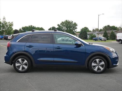 2017 Kia Niro LX