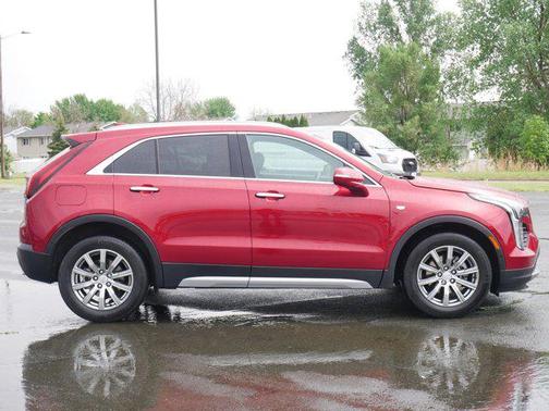 2021 Cadillac XT4 Premium Luxury