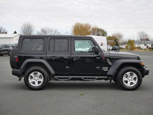 2019 Jeep Wrangler Unlimited Sport