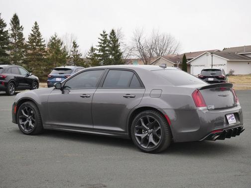 2022 Chrysler 300 S