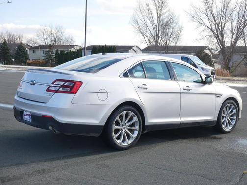 2016 Ford Taurus Limited