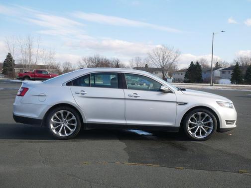2016 Ford Taurus Limited