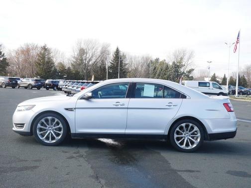 2016 Ford Taurus Limited