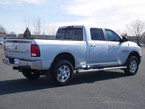 2017 RAM 3500 Big Horn Crew Cab 4x4 6'4' Box