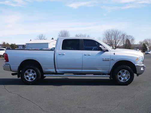 2017 RAM 3500 Big Horn Crew Cab 4x4 6'4' Box