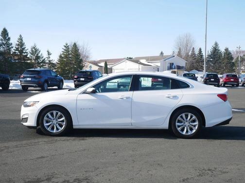 White 2024 Chevrolet Malibu FWD 1LT