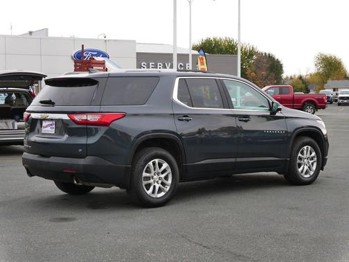 2018 Chevrolet Traverse LT Cloth