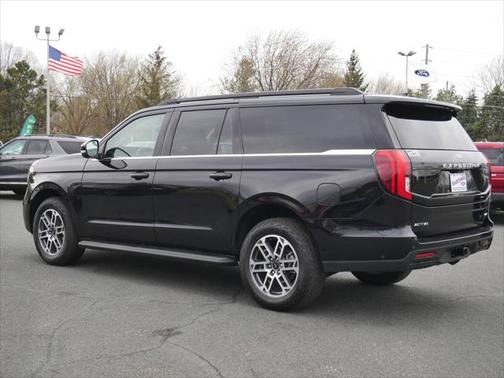2025 Ford Expedition Max Active 4x4
