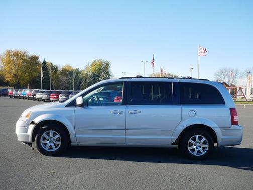 2008 Chrysler Town & Country Touring