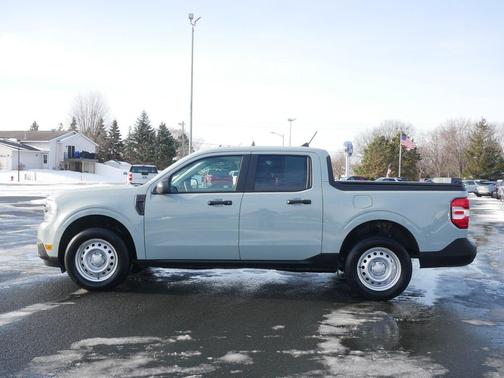 2023 Ford Maverick XL