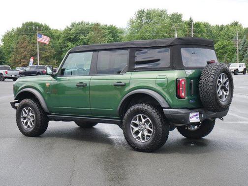 2022 Ford Bronco Badlands