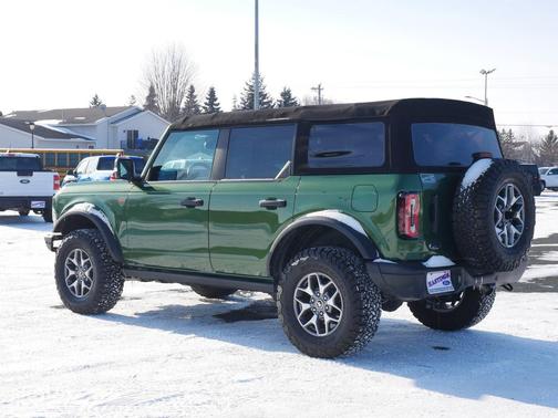 2022 Ford Bronco Badlands