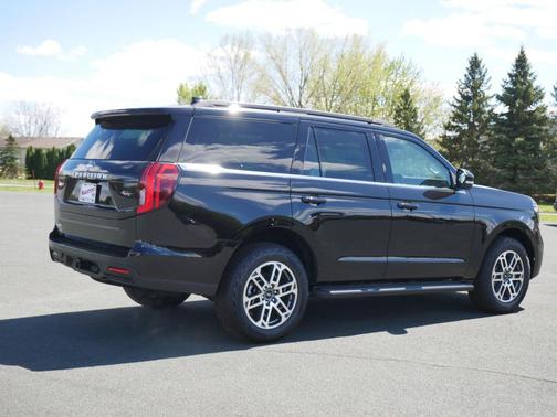 Black 2026 Ford Expedition Active