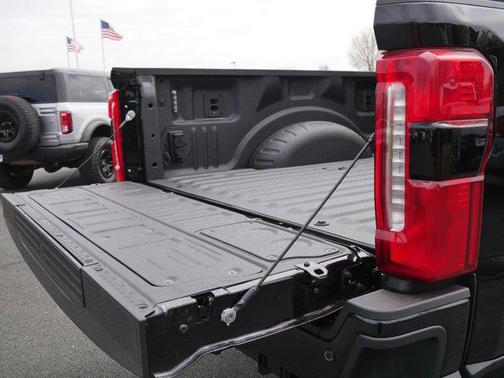 2025 Ford F-350 Lariat