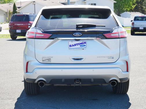 Ingot Silver Metallic 2019 Ford Edge Titanium