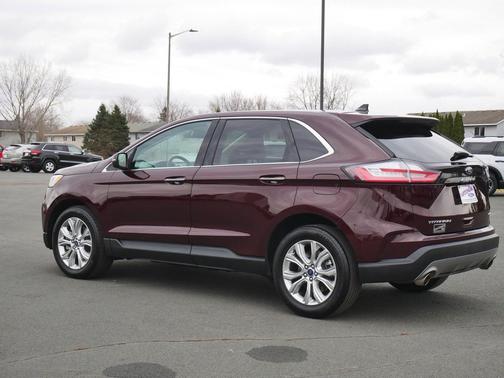 Red 2022 Ford Edge Titanium