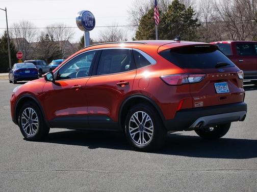 Photo 2 of 14 of 2020 Ford Escape SEL