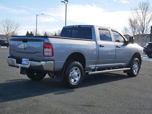 2023 RAM 2500 Tradesman Crew Cab 4x4 6'4' Box