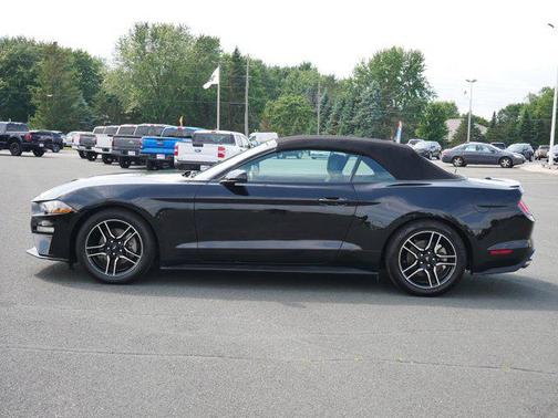 2022 Ford Mustang EcoBoost Premium