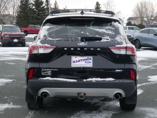 2020 Ford Escape Titanium