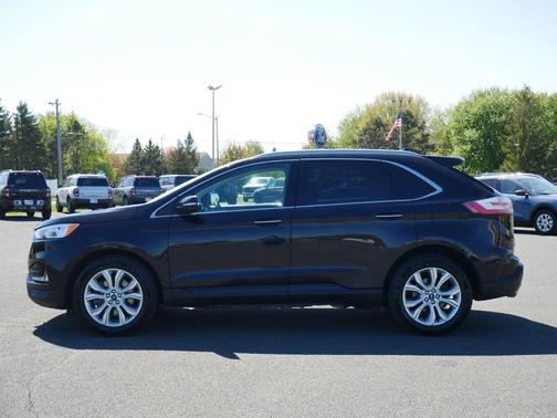 Black 2020 Ford Edge Titanium