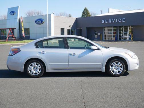 2010 Nissan Altima 2.5 S