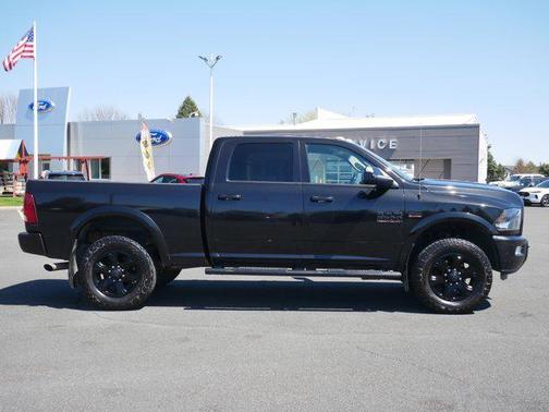 2017 RAM 3500 Big Horn Crew Cab 4x4 6'4' Box