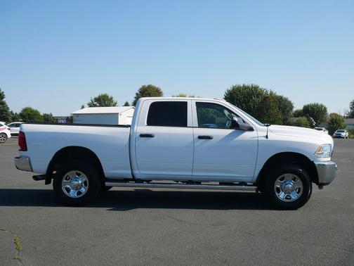 2018 RAM 2500 Tradesman Crew Cab 4x4 6'4' Box